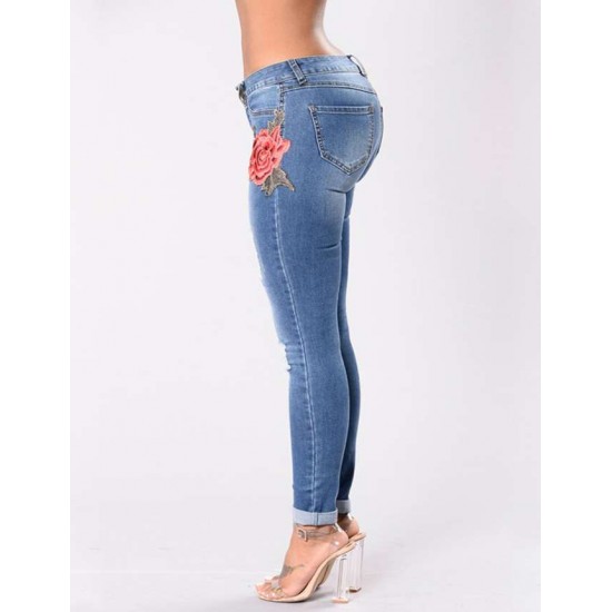 Plus Size Top Design Embroidery  Ripped Women Jeans 